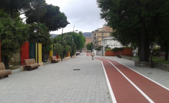 Harpo seic - Vado Ligure, Savona - pista ciclabile